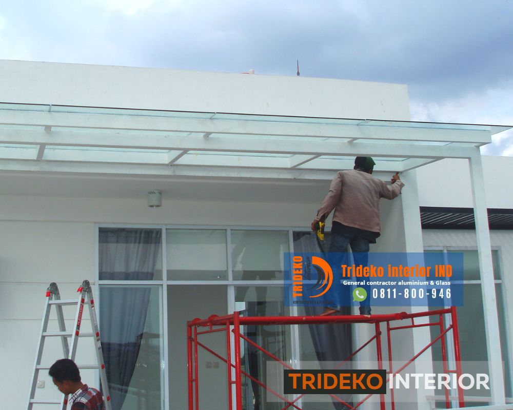 canopy kaca teras