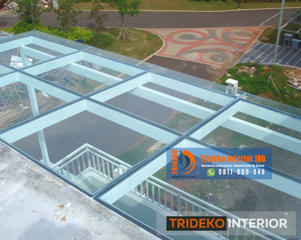 canopy kaca teras